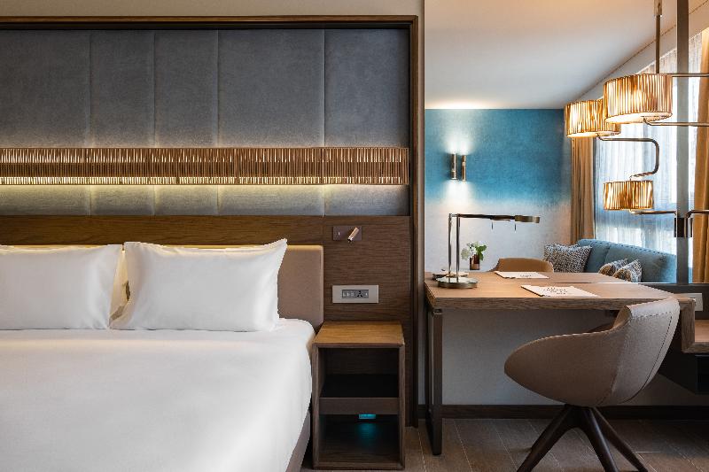 اتاق استاندارد با تخت بزرگ, Hyatt Regency Malta