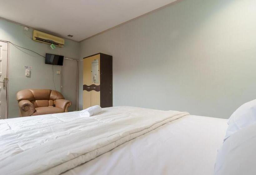 Номер Economy, Asokatama Residence Syariah Mitra Reddoorz