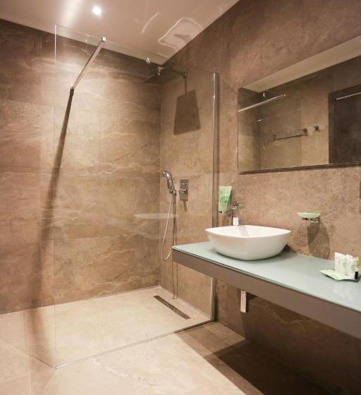 اتاق لوکس با بالکن, J Me Boutique Hotel   Adults Only