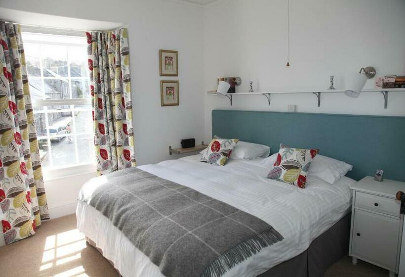 Номер Стандарт, Cnapan Guest House