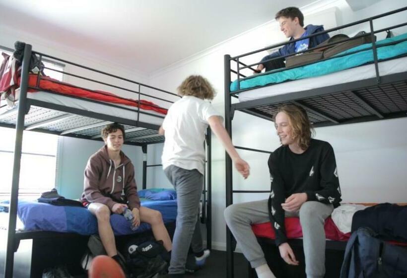 4인용 스탠다드 룸, Alpine Sports Lodge