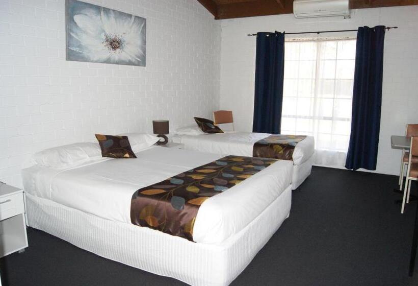 Номер Стандарт Трехместный, Bakery Park Motor Inn