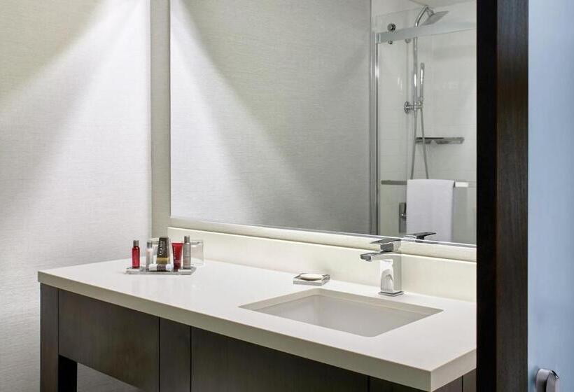 Номер Стандарт, Marriott Cincinnati Airport