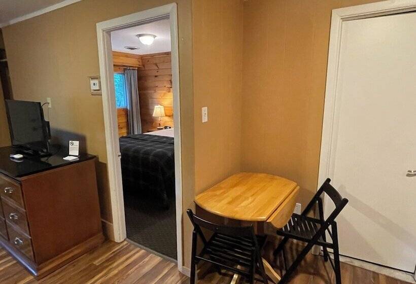 Люкс, Northern Lights Lodge