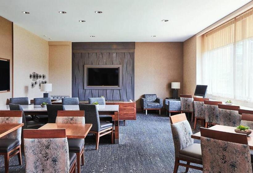 Номер Стандарт 2 Двуспальные Кровати, Pittsburgh Marriott North