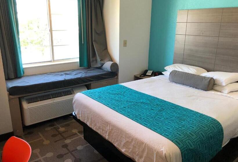 Номер Стандарт, Red Lion Inn & Suites Elk Grove Village