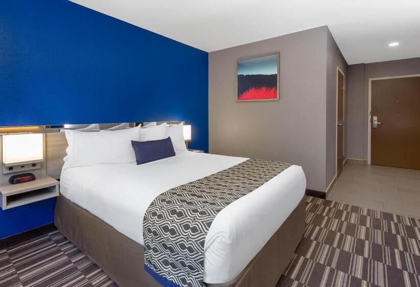 Номер Стандарт Адаптированный для Инвалидов, Microtel Inn & Suites By Wyndham Bethel/danbury