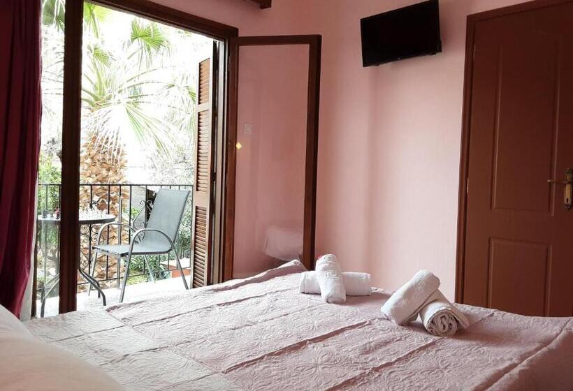 اتاق استاندارد با چشم‌انداز کوهستان, Poseidon Rooms