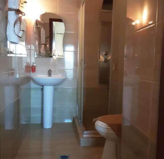 اتاق اکونومی, Poseidon Rooms