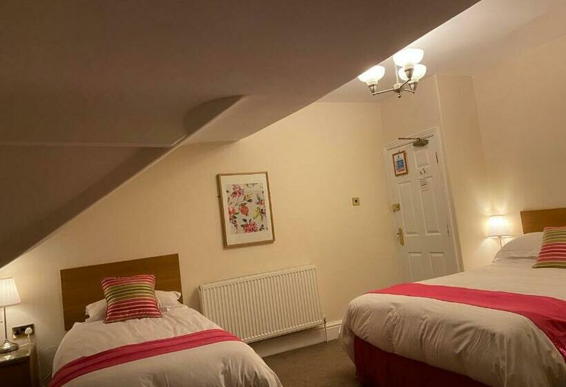 Номер Стандарт Трехместный, Rossdene House