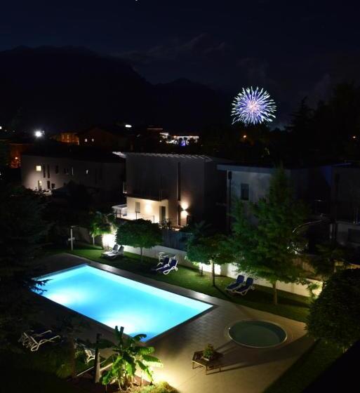 Апартаменты 1 Спальня, Villa Dina