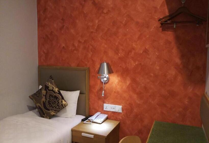 Номер Стандарт Индивидуальный, K Garden Hotel  Sdn Bhd