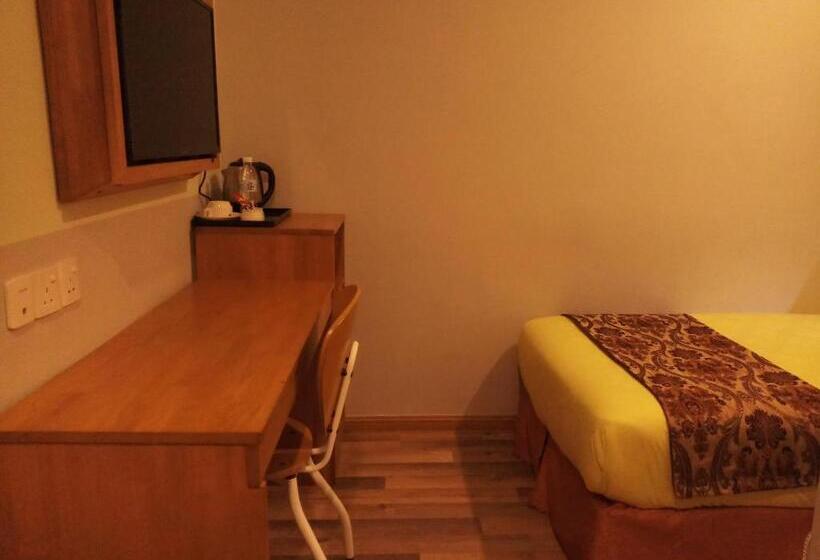 Номер Стандарт Индивидуальный, K Garden Hotel  Sdn Bhd