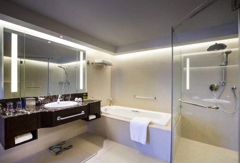 Апартаменты Deluxe 1 Спальня, Bab Al Qasr Residence