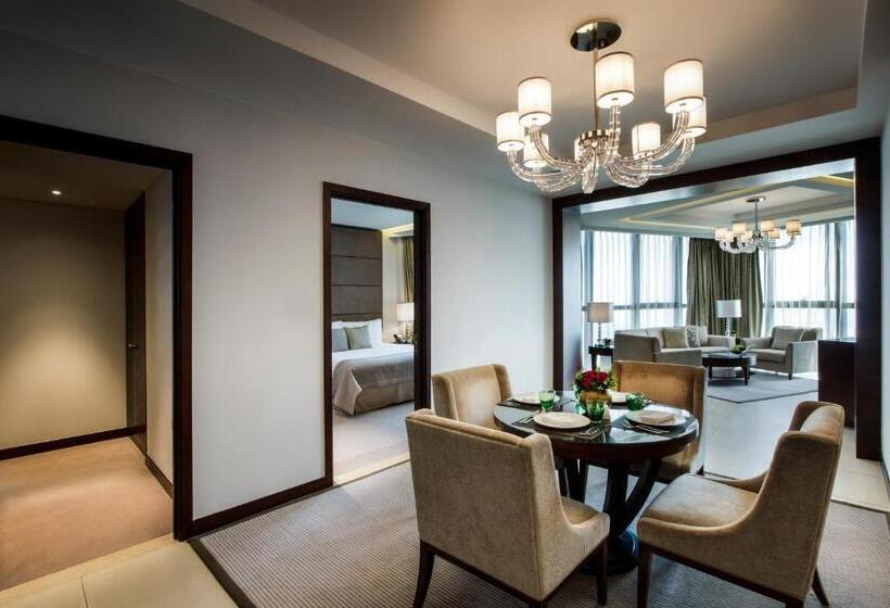 Апартаменты 3 Спальни, Bab Al Qasr Residence