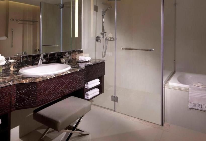 Апартаменты Deluxe 1 Спальня, Bab Al Qasr Residence