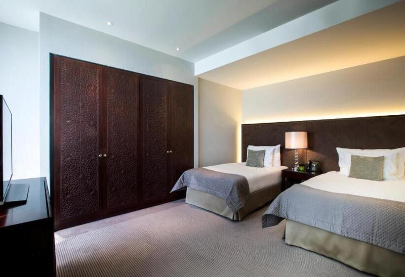 Апартаменты 3 Спальни, Bab Al Qasr Residence