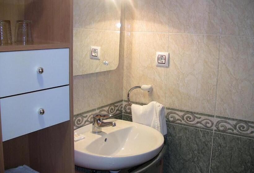 Апартаменты 2 Спальни, Apartahotel Los Hermanos