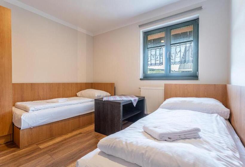 Quarto Quadruple Standard, Houda Bouda   Penzion & Apartmány