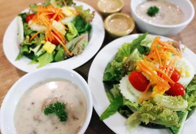 バルコニー付きスタンダードルーム, Jamjuree Home At Udonthani