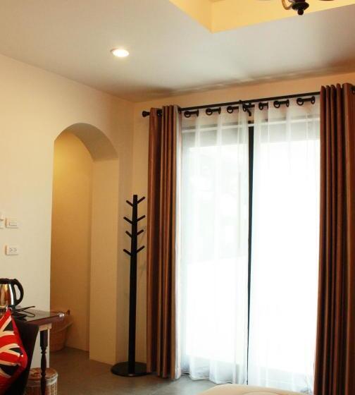 バルコニー付きスタンダードルーム, Jamjuree Home At Udonthani