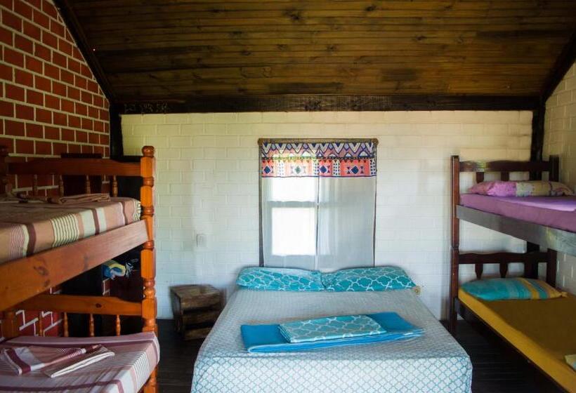 스탠다드 방갈로, Praia Do Rosa Hostel