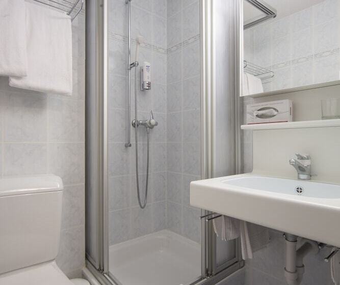 Chambre Familiale, Artemis