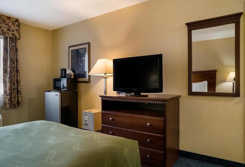 Номер Стандарт Адаптированный для Инвалидов, Quality Inn Grand Blanc   Flint South
