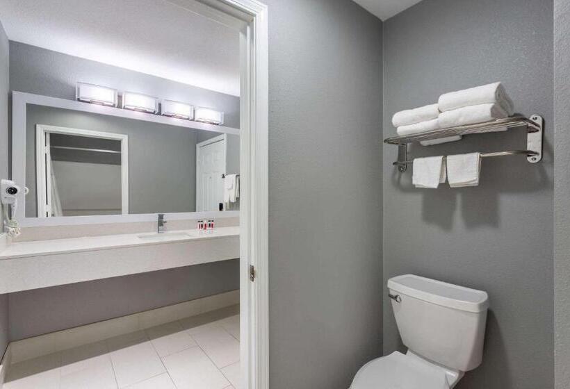 Студия Deluxe, Ramada By Wyndham Sellersburg/louisville North