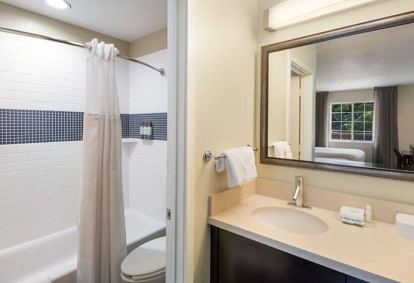 장애인을 위한 스위트, Sonesta Es Suites Torrance Redondo Beach