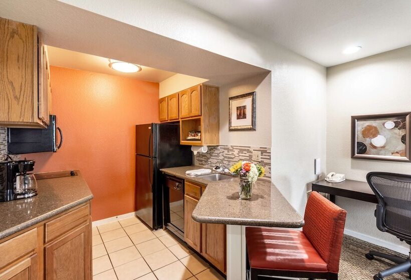 장애인을 위한 스위트, Sonesta Es Suites Torrance Redondo Beach