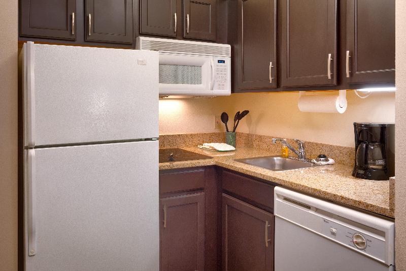 חדר סטנדרט, Staybridge Suites Peoria Downtown, An Ihg