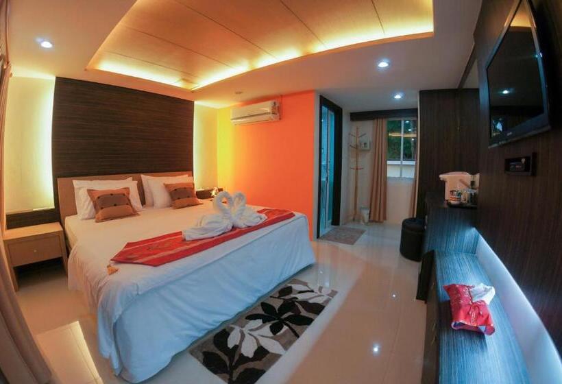 이코노미 룸, Tt Naiyang Beach Phuket