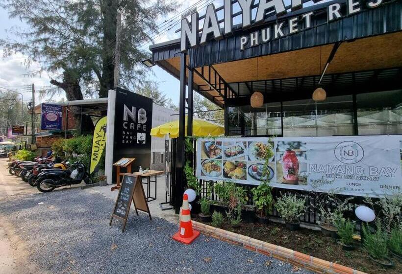 수피리어 룸, Tt Naiyang Beach Phuket