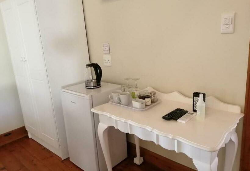 Номер Стандарт, Monte Rosa Guesthouse