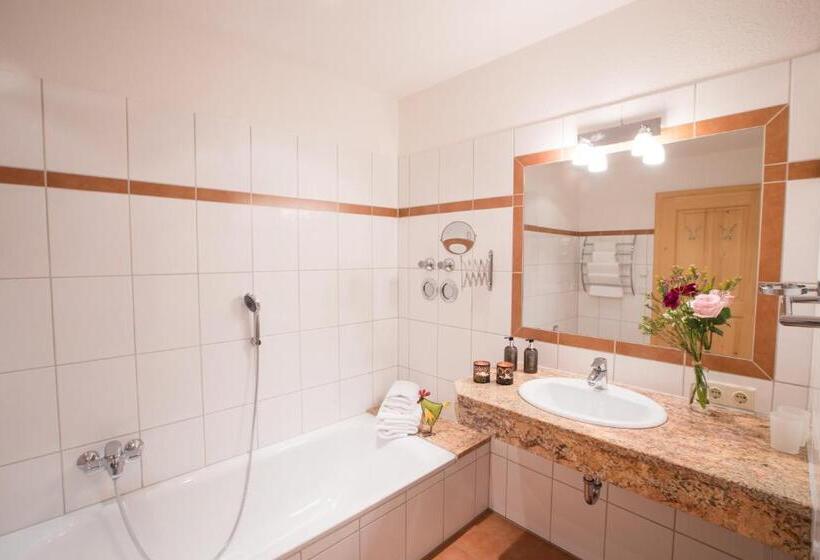 Апартаменты 2 Спальни, Bussjägerhof
