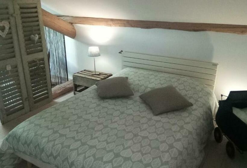 Люкс, Les 2 Granges Chambre D Hôtes
