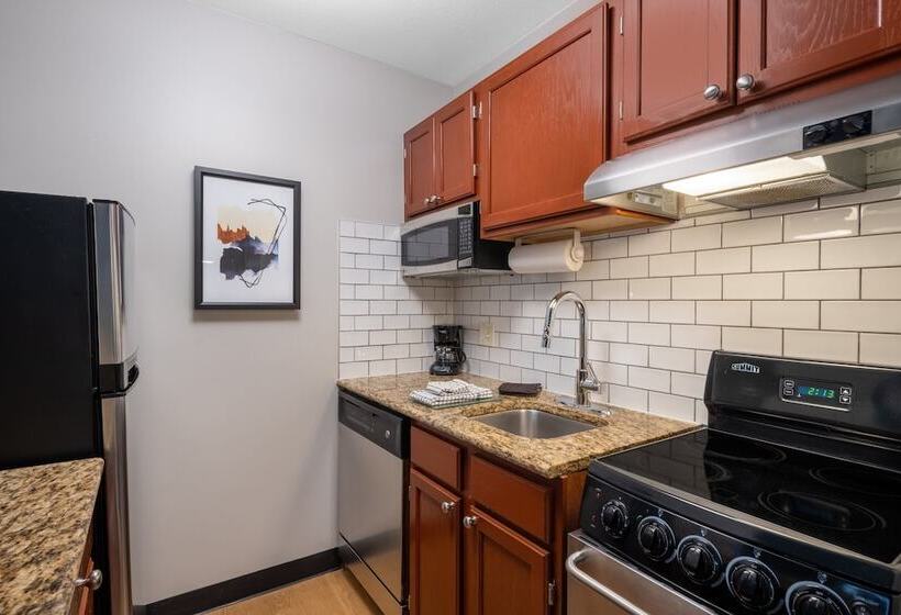 Люкс, Candlewood Suites Boston North Shore Danvers, An Ihg