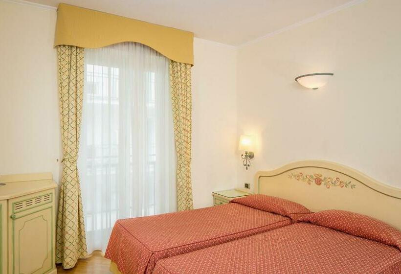 Номер Стандарт, Grande Albergo