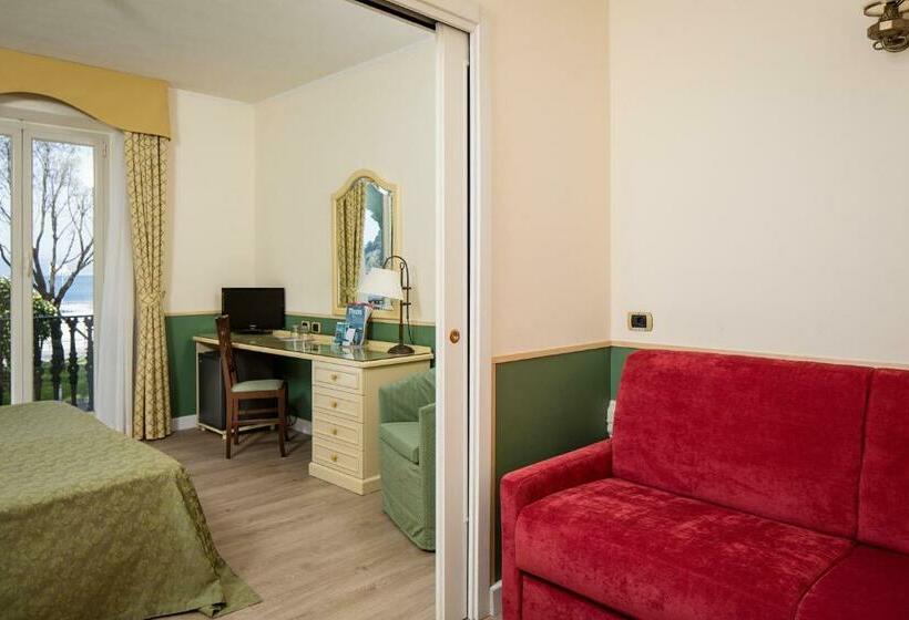 جناح جونيور, Grande Albergo