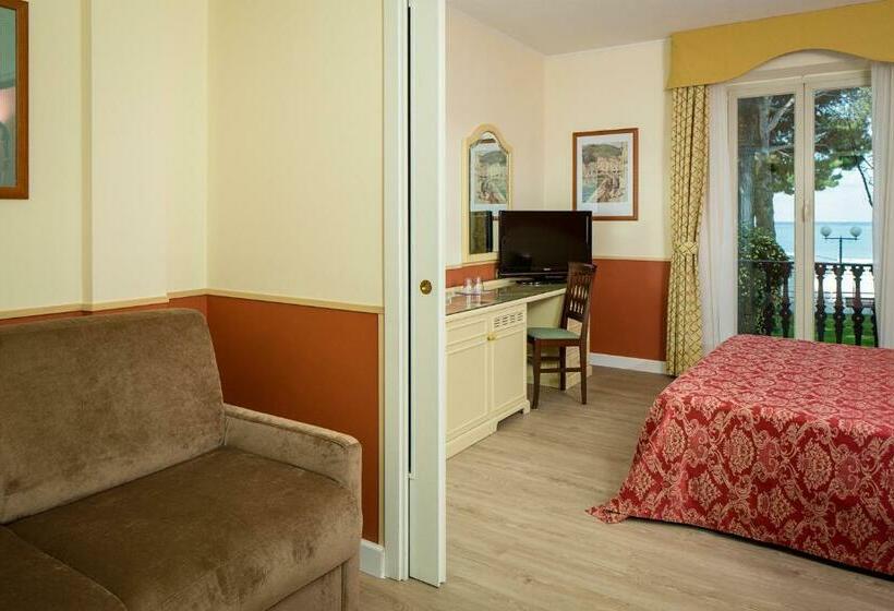 Полулюкс, Grande Albergo