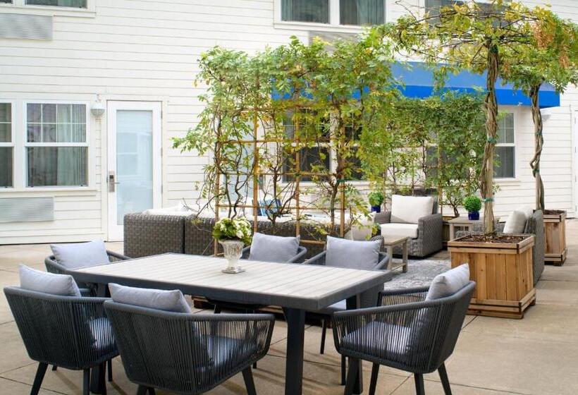 Стандартный Номер Кровать Кинг, Sheraton Sonoma Wine Country Petaluma