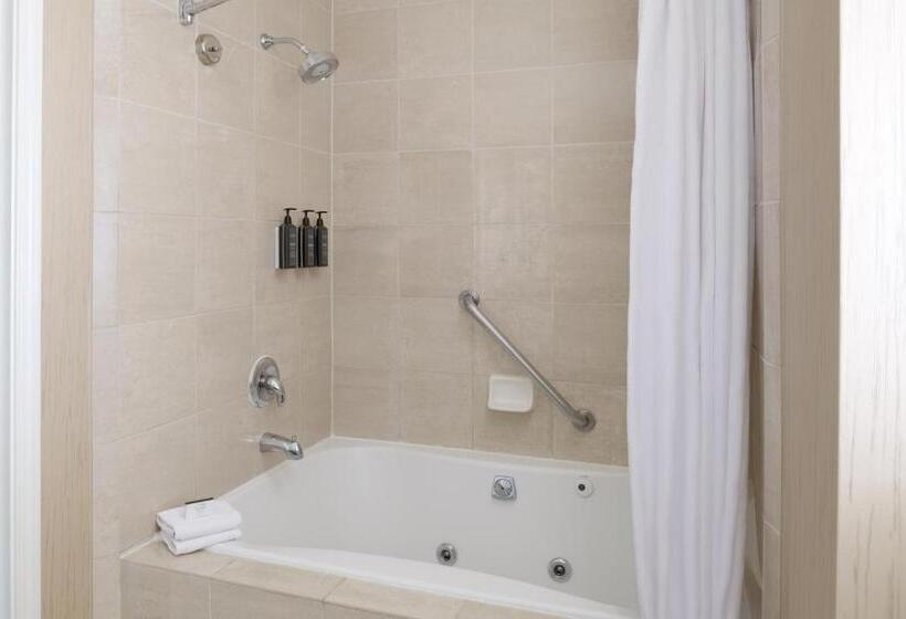 Номер Superior Кровать Кинг, Sheraton Sonoma Wine Country Petaluma