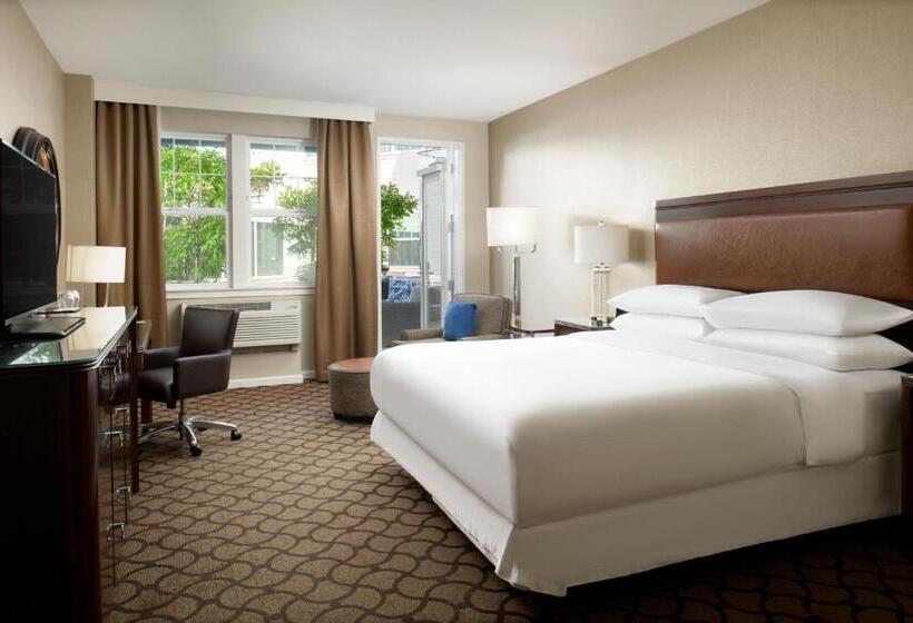 Стандартный Номер Кровать Кинг, Sheraton Sonoma Wine Country Petaluma