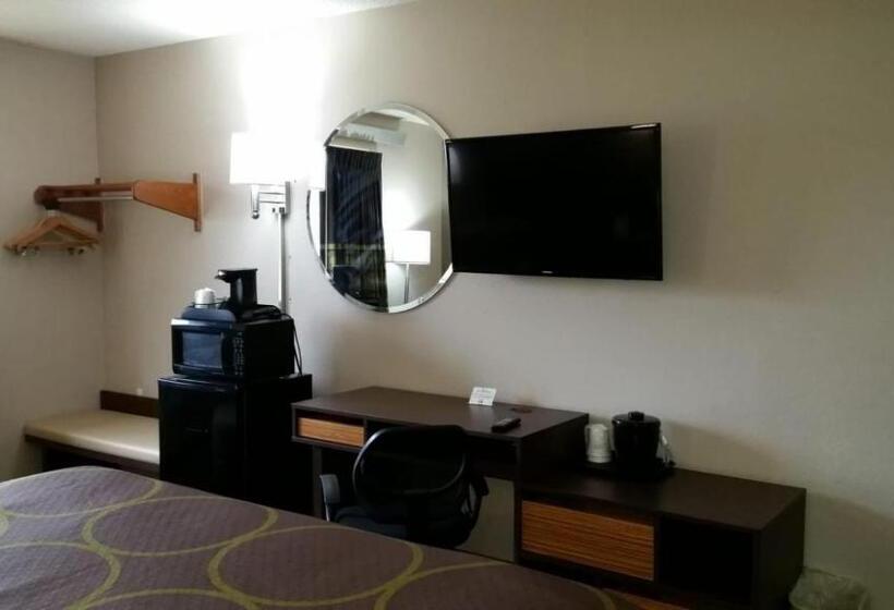 Quarto Estandar para Deficientes Físicos, Super 8 By Wyndham Greenville