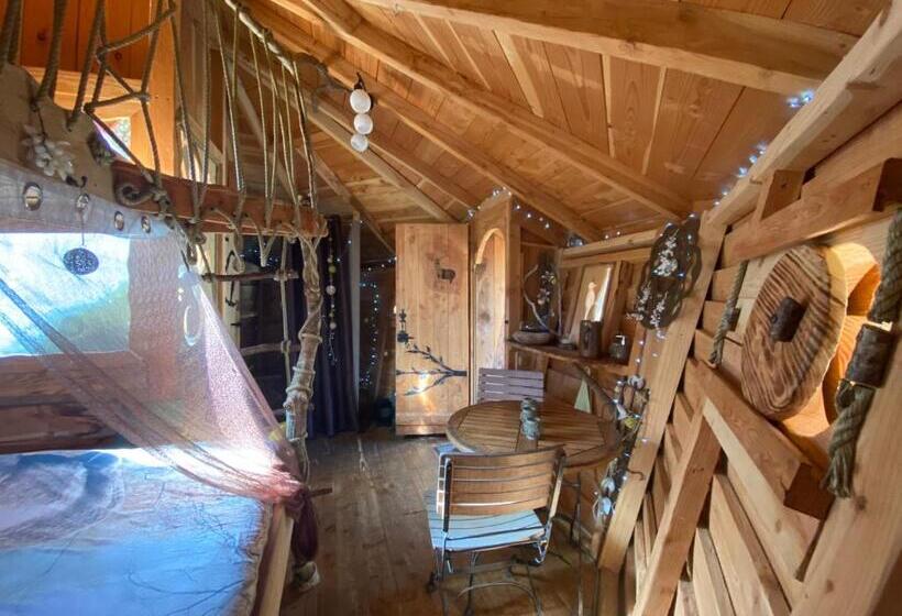 Семейный Номер, Les Cabanes De Pyrene