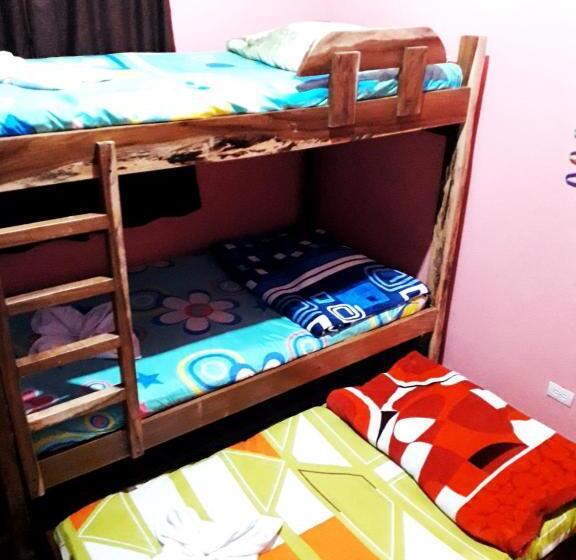 Семейный Номер Совместный Санузел, Vista Hermosa Eco Hostal