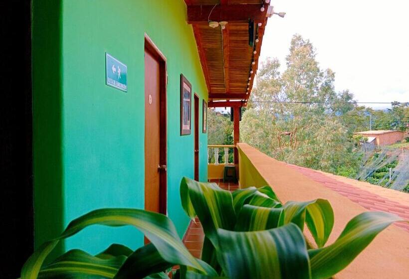 Семейный Номер, Vista Hermosa Eco Hostal