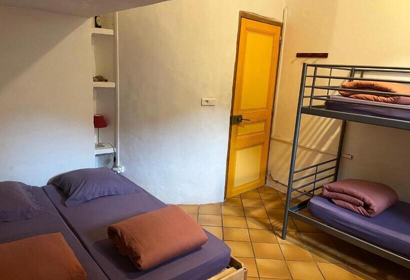 4인용 스탠다드 룸, Chambres D Hôtes Gîte Saint Roch