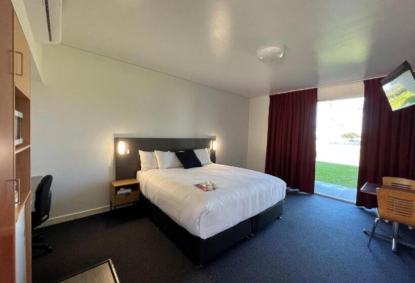 스탠다드 룸 킹사이즈 침대, Country Roads Motor Inn Dysart
